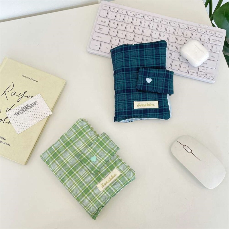 Grüner, weißer Gingham-Stoffbe – Stationery Books Bewertung und Preis